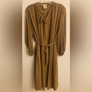 Vintage 80’s Size 12 MIDI Dress Mushroom PARIS